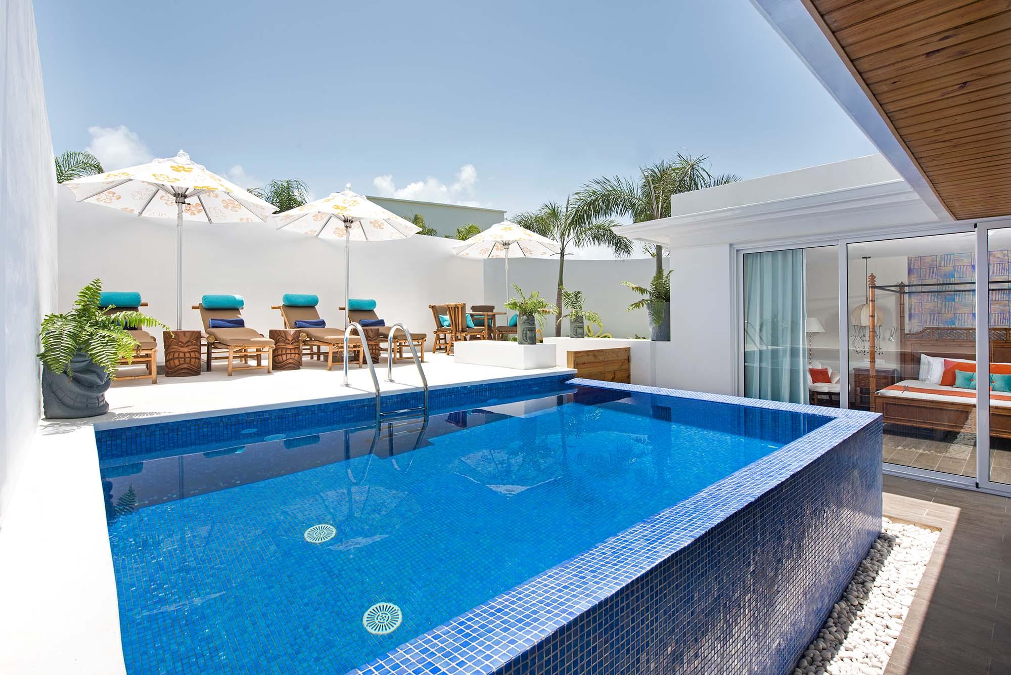 Super Pool Villa